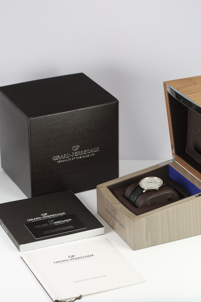 Girard Perregaux Classique Elegance 49525D52A1A1-BK6A